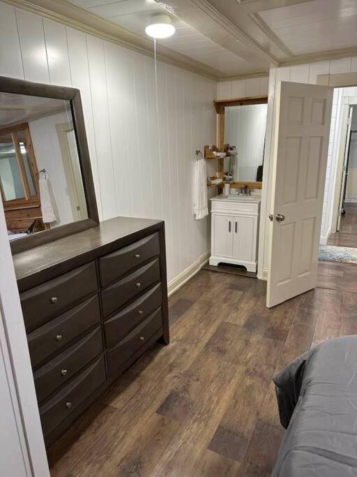 Hot Tub 5 Beds Moorhead Exterior foto